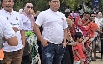 Jamaludin Malik bantuan listrik